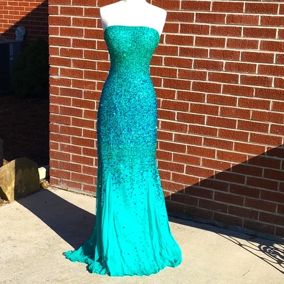 Sean Collection Dresses & Skirts - SEAN Collection Formal Gown